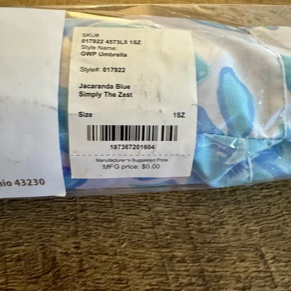 NWT Lilly Pulitzer Blue Floral Umbrella - Picture 10 of 10